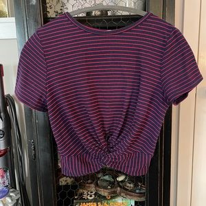 🧡Knotted front crop top🧡